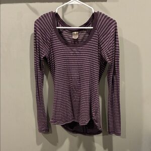 Calla by Carrie Underwood Striped Purple Long Sleeve Top
